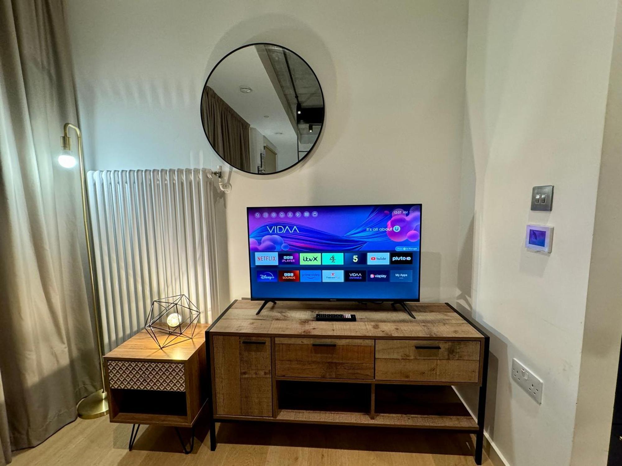 Tower Bridge London, 2 Bedrooms, Reception, Kitchen, Parking Экстерьер фото